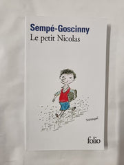Bundle of 13 French Books, Including Books by F. Scott Fitzgerald, Balzac & more
