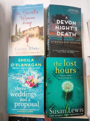 60 Mixed Fiction Paperbacks â Crime, Romance & Contemporary Bundle