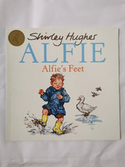 Shirley Hughes 8 x Paperback Classics Alfie Bundle Lot Set