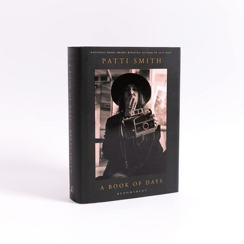 A Book of Days: The New York Times Bestseller [Hardcover] Smith, Patti