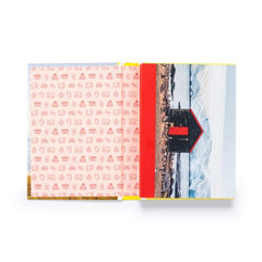 Laurence King Publishing Accidentally Wes Anderson Postcards