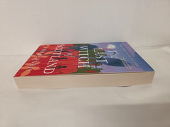 Last Witch of Scotland: A Bewitching Story Based on True Events by Philip Paris