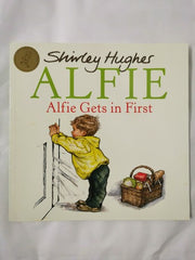 Shirley Hughes 8 x Paperback Classics Alfie Bundle Lot Set