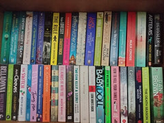 60 Mixed Fiction Paperbacks â Crime, Romance & Contemporary Bundle