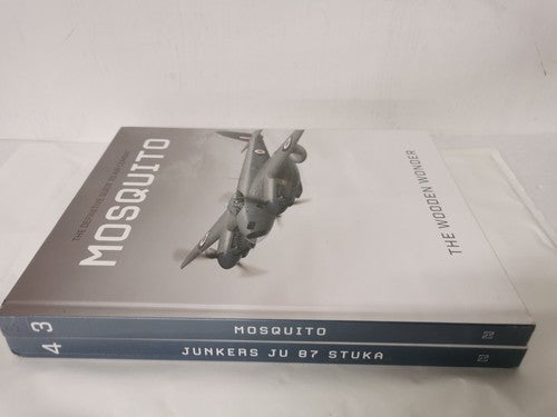 Mosquito & Junkers JU 87 Stuka The Definitive Guide to Combat Aircraft