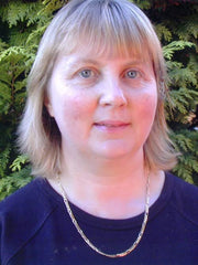 Becoming Grace: A re-imagining of the incredible tale of Grace Darling by Hilary McKay - used book at Perkology Books