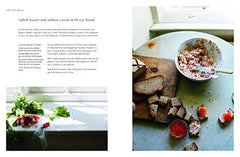 How to eat a peach: Menus, stories and places (Diana Henry)