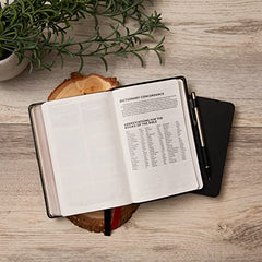 NKJV, Reference Bible, Compact Large Print, Leathersoft, Brown, Red Letter