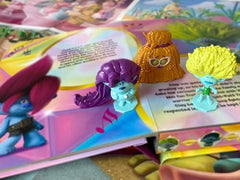 DreamWorks Trolls Band Together My Busy Books - Storybook, 10 figurines, playmat