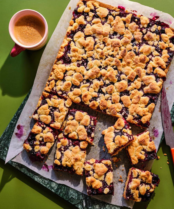 Poppy Cooks: The Actually Delicious One Pot Cookbook: