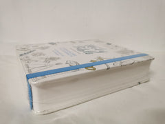 NIV Journalling Bible for Colouring In: With unlined margins and illustrations