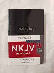 NKJV, Pew Bible, Hardcover, Black, Red Letter, Comfort Print: Holy Bible, New King James Version