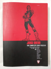 Judge Dredd: The Complete Case Files 01 (Volume 1)