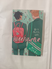 Heartstopper Volumes 1-5: Fall in love with the phenomenal LGBTQ+ graphic novel series