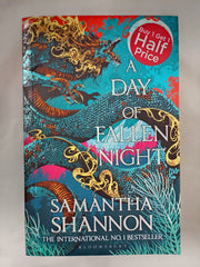 A Day of Fallen Night: The multi-million-copy bestselling fantasy series (The Roots of Chaos)