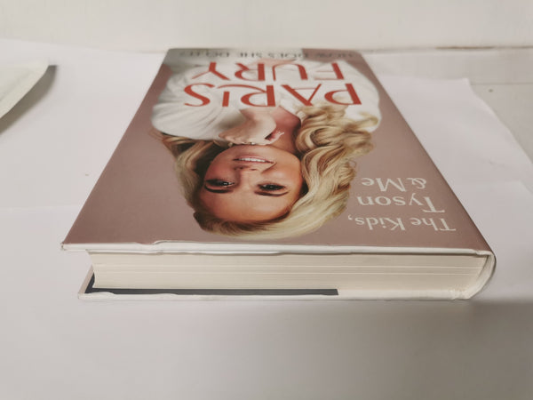 How Does She Do It?: The Kids, Tyson and Me by Paris Fury (2024, Hardcover)