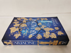 Ariadne: Discover the smash-hit mythical bestseller