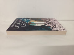 The Ghost Cat: 12 decades, 9 lives, 1 cat by Alex Howard