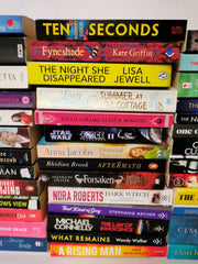 40 PAPERBACK FICTION BOOKS - BUNDLE  HIGH QUALITY