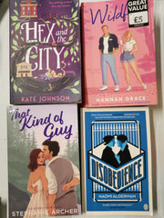 40 PAPERBACK FICTION BOOKS - BUNDLE  HIGH QUALITY