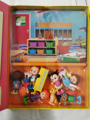 Cocomelon My Busy Books - Storybook, 10 figurines, playmat