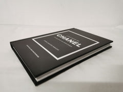 Little Book of Chanel: New Edition: 3 (Little Book of Fashion)