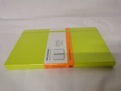 Moleskine - Classic Notebook, Ruled Notebook, Hard Cover and Elastic Closure,