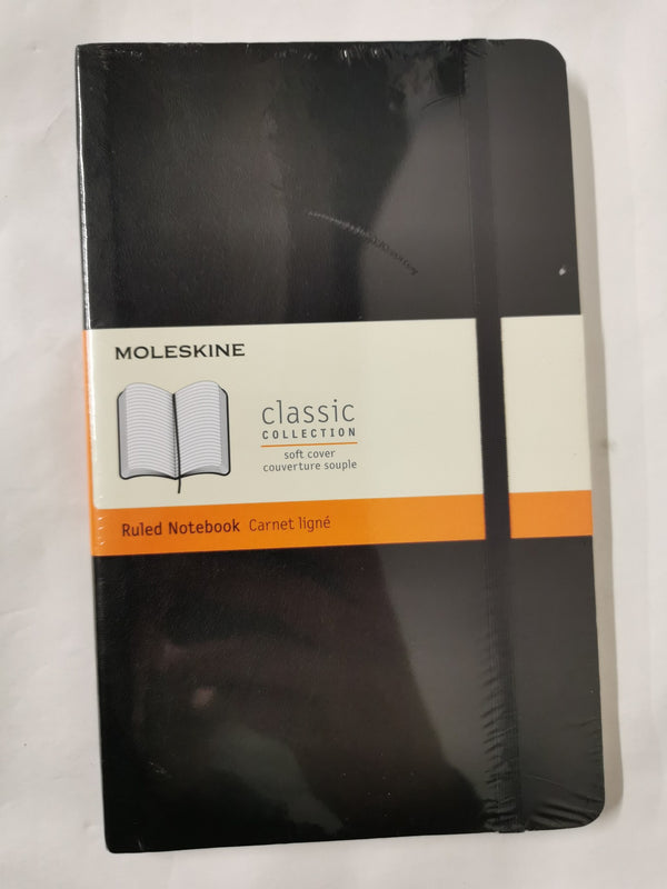 Moleskine - Classic Ruled Paper Notebook -