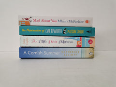 Bundle 4 x Chick-lit, Rom com, Feel Good Holiday Reads - Includes Bestsellers