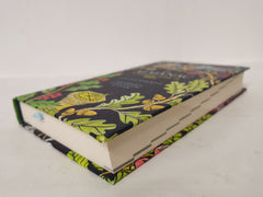 The Almanac: A seasonal guide to 2022 by Lia Leendertz in a Tote Gift Bag