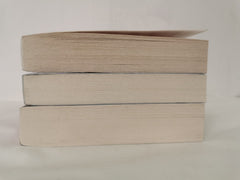 *BUNDLE* It Ends With Us, Daisy Jones & the Six, The Gravity of Us