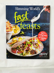 Slimming World's Fast Feasts: 60+ Meals Ready in 30 Minutes or less! (Paperback)