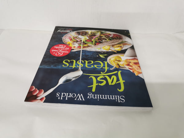 Slimming World's Fast Feasts: 60+ Meals Ready in 30 Minutes or less! (Paperback)